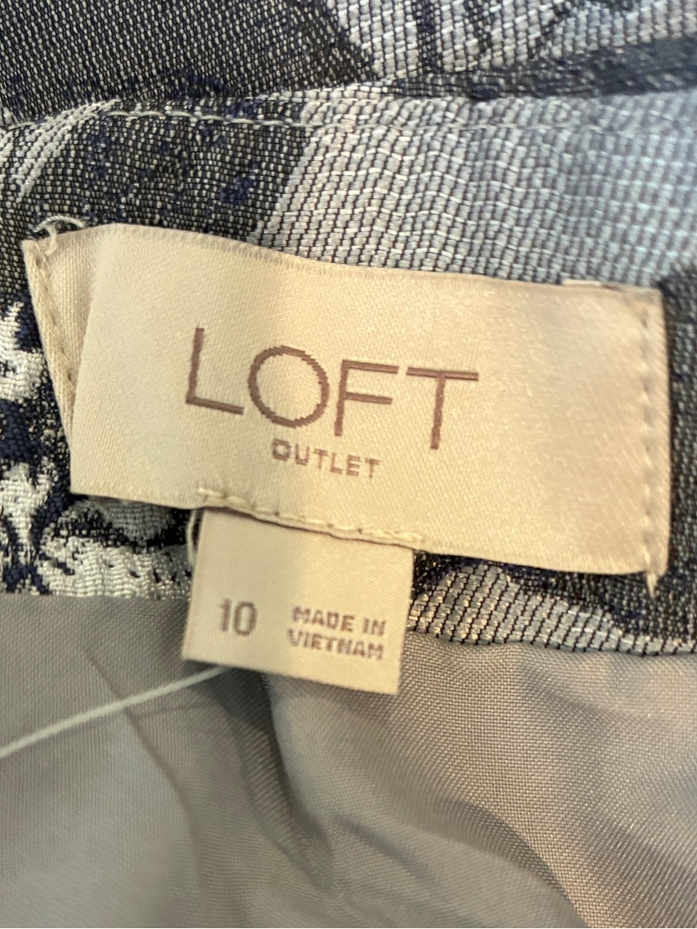 LOFT Floral Mini Skirt in Navy an White - Picture 6 of 6